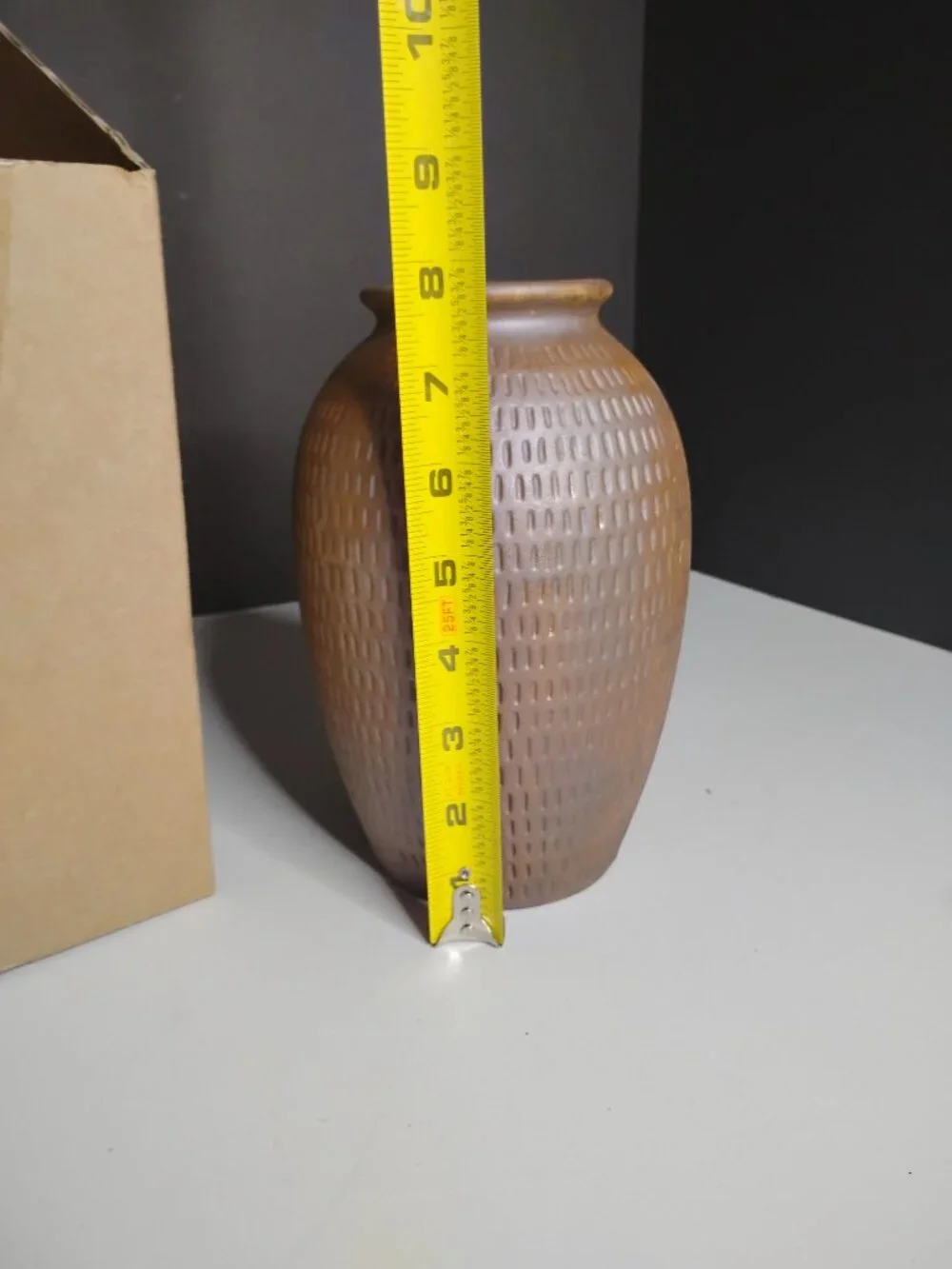 Seuyucl Rustic Ceramic Dimpled Vase 8